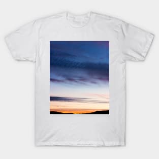 Colourful summer sunset on the Isle of Skye T-Shirt